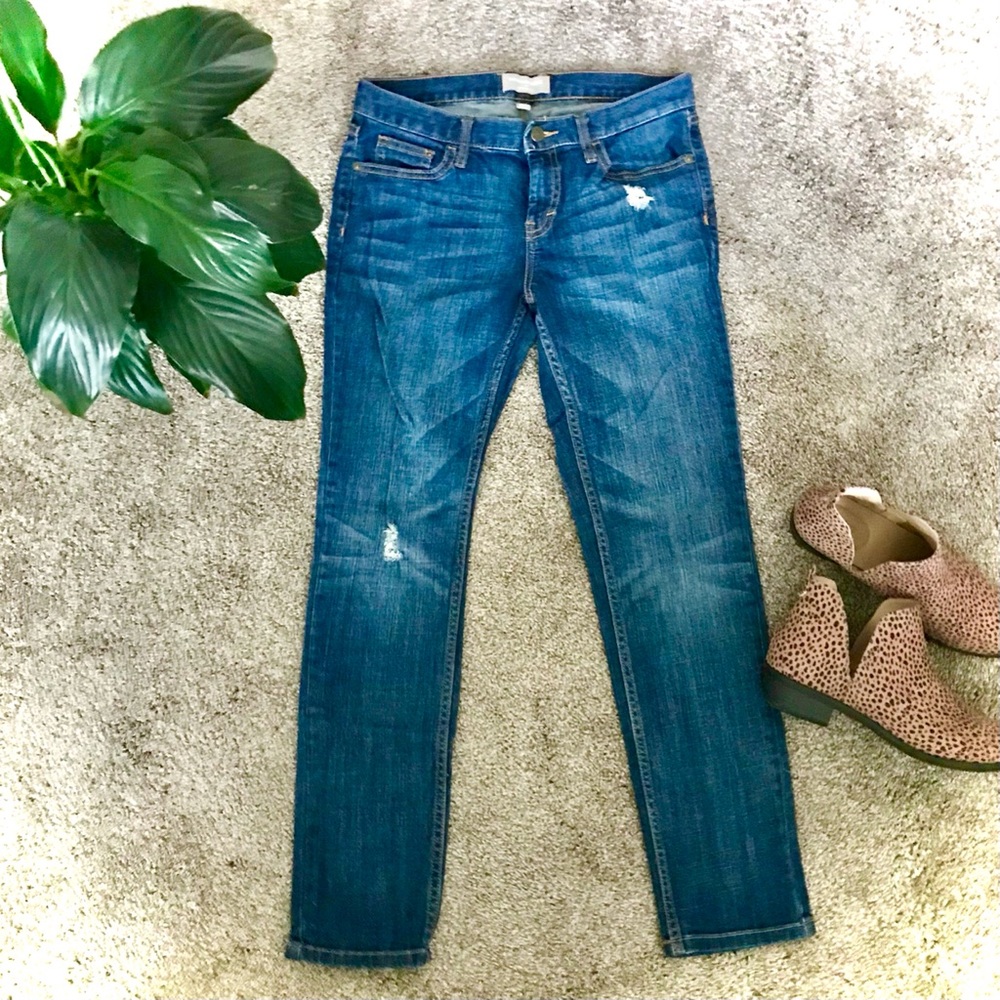 Straight Leg Cropped Jean
